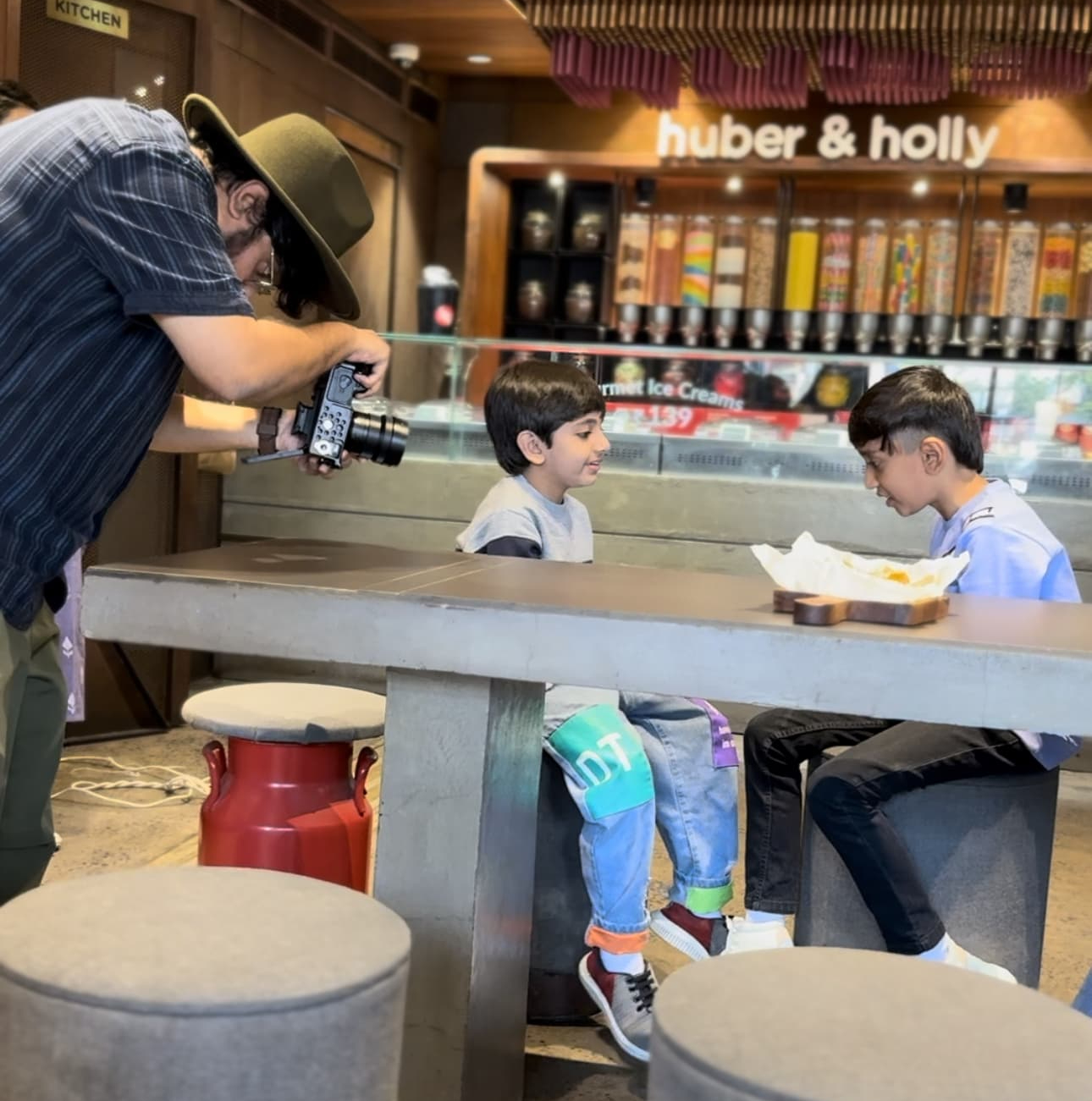 Huber and Holly Joy Photo shoot